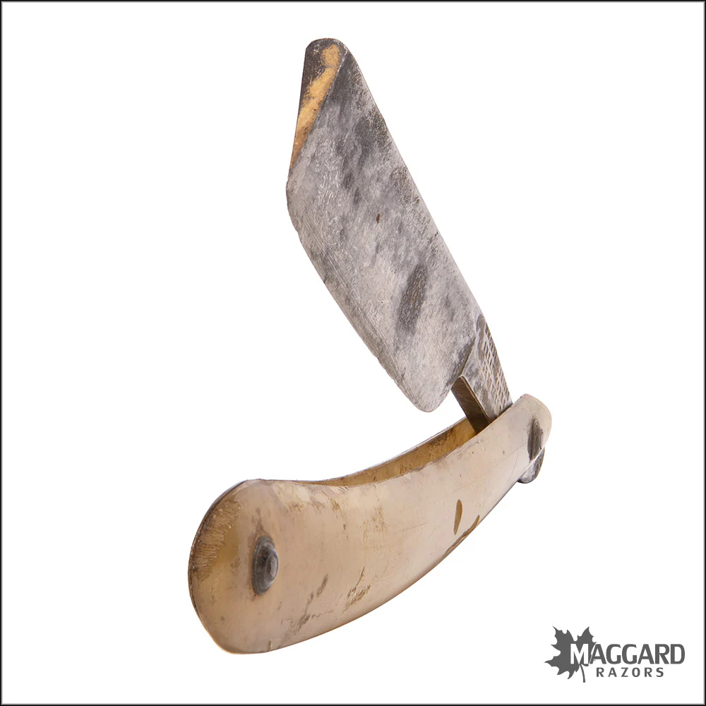 #1029 Vintage Straight Razor - Wm Greaves & Sons 7/8" - Image 3