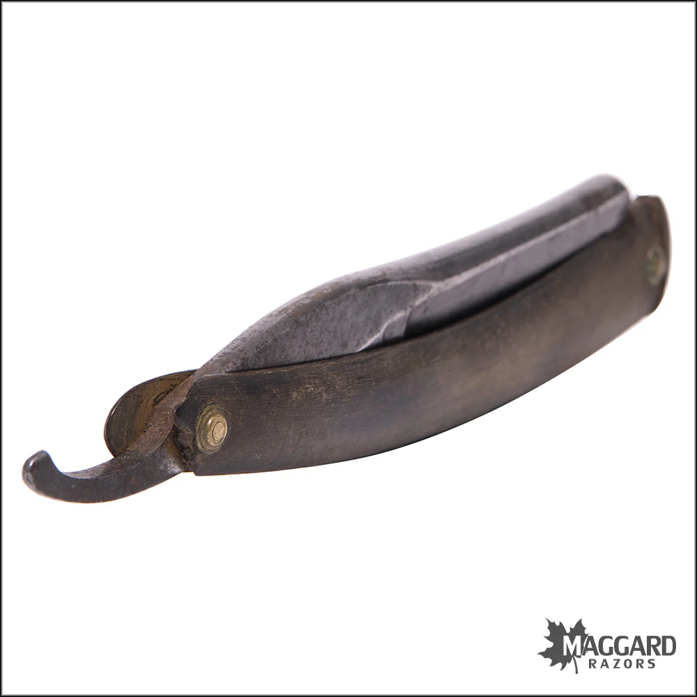 #1044 Vintage Straight Razor - F. Reynolds Celebrated for Barber's Use 8/8 - Image 5