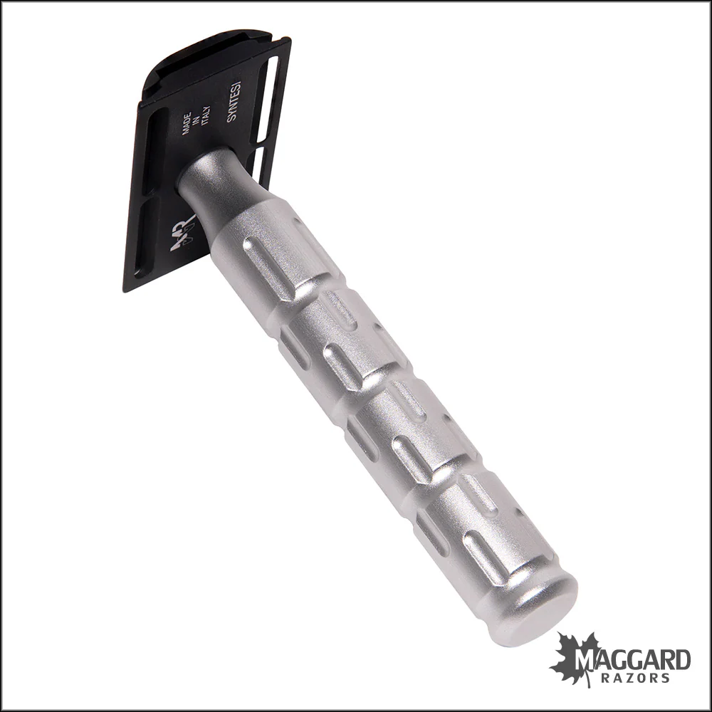 The Goodfellas' Smile Syntesi Velvet Machined Aluminum DE Safety Razor, Anodized Satin Finish - Image 3